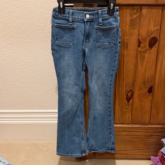 Old Navy Jeans, High-Rise Flare, Size 7 - Picture 1 of 6